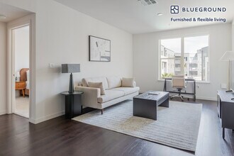 Building Photo - 650 E Capitol Ave