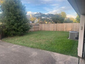 Building Photo - 15330 Geral Ln