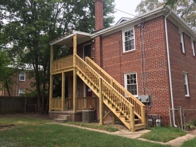 Building Photo - 5305 W Franklin St