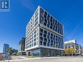 Building Photo - 1037 The Queensway