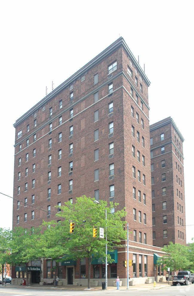 Foto del edificio - Richford Arms