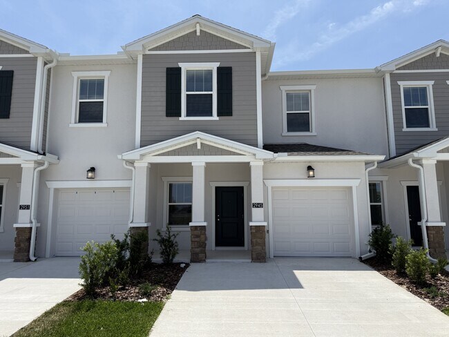 Building Photo - 2945 Prosperity Wy
