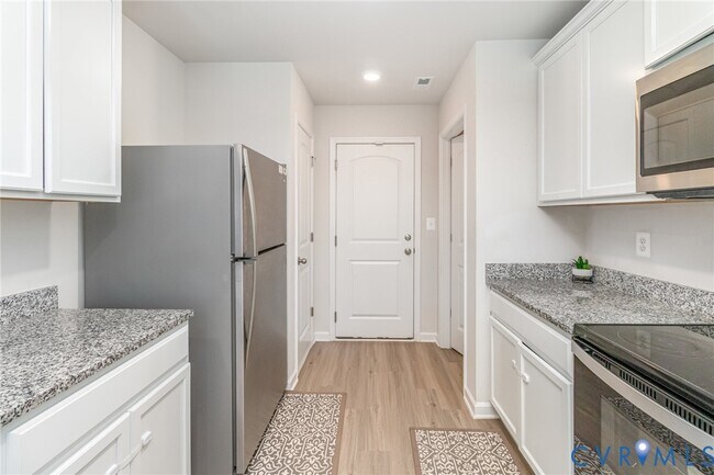 Foto del edificio - 7903 Honeybee Ct