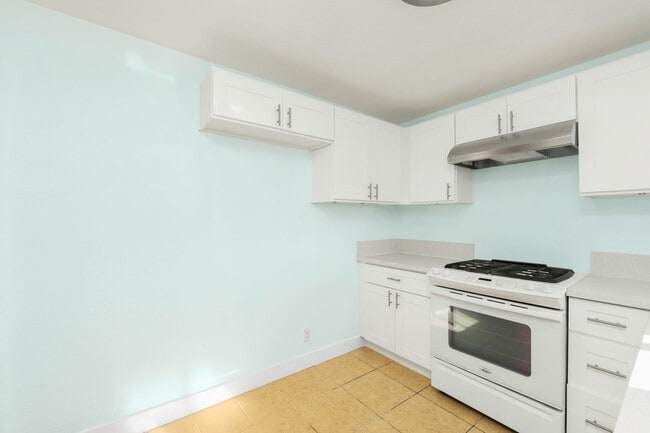 Photo - 2165 Sepulveda Ave Townhome