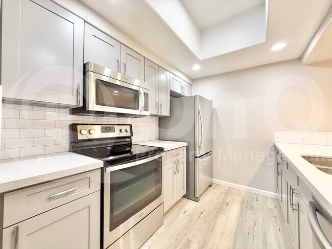 Foto del edificio - 3434 E Baseline Rd