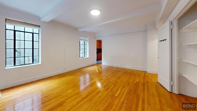 Building Photo - 0 bedroom in New York NY 10014