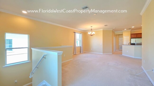 Building Photo - MOVE IN READY! OUTSTANDING UNFURNISHED CONDO IN STONEHAVEN SARASOTA!