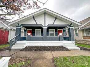 Building Photo - 840-840 N Chester Ave
