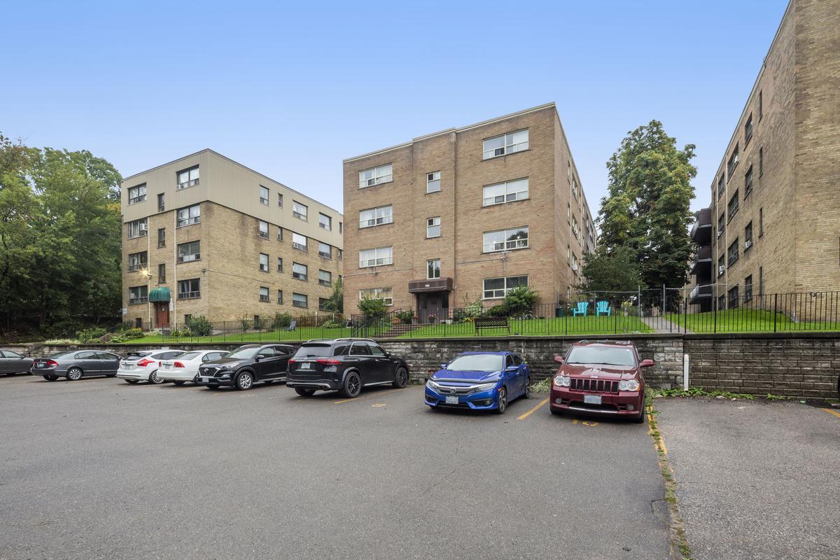 Upper Beach Apartments Apartments 140 Kingston Rd Toronto, ON