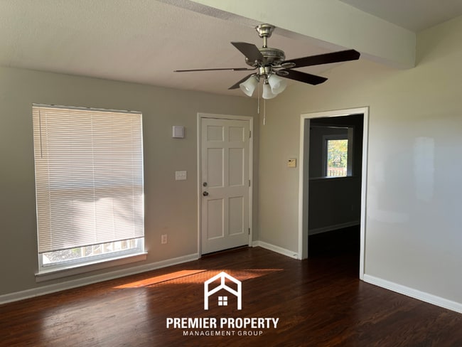 Foto del edificio - 2322 Rodgers Dr NE