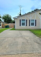 Building Photo - 5335 Cherie Crest Ct