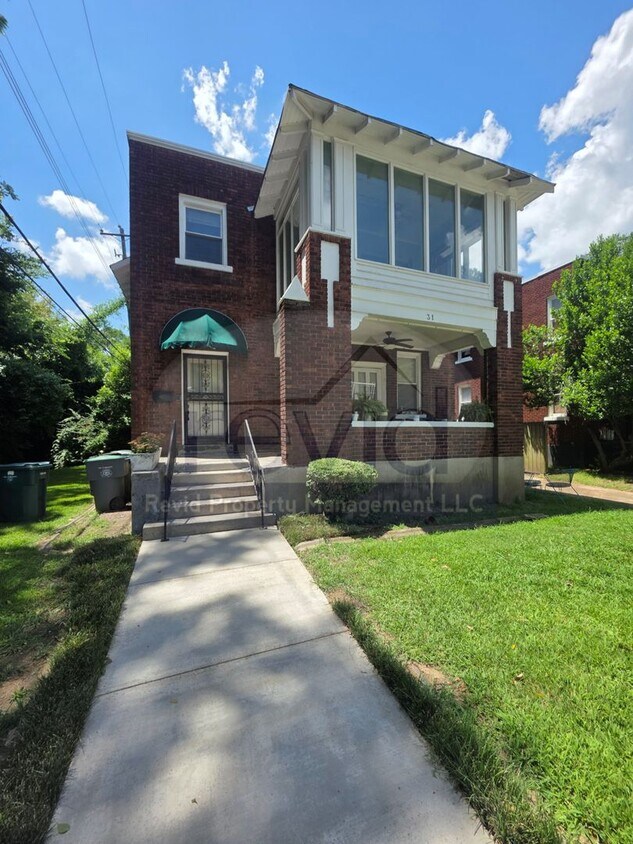 Primary Photo - 29 N Cox St