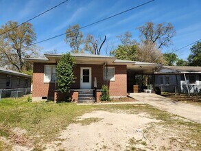 Building Photo - 1615 Sheffield Dr