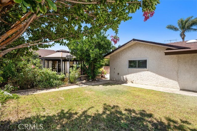 Building Photo - 8227 Duesler St