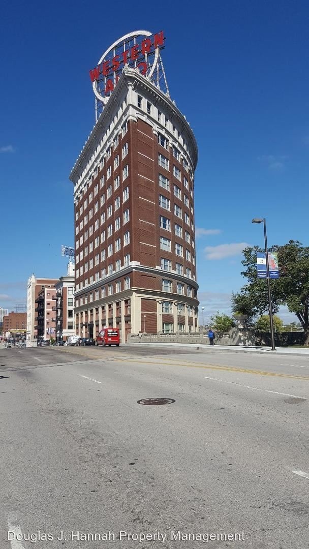 2107 Grand Blvd Kansas City, MO 64108 Rentals Kansas City, MO