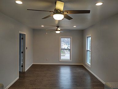 Building Photo - 366 Nicolet Blvd