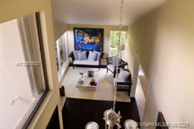 Building Photo - 5631 SW 58th Ct