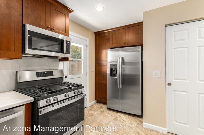 Building Photo - 3 br, 2 bath House - 4131 W Mission Ln