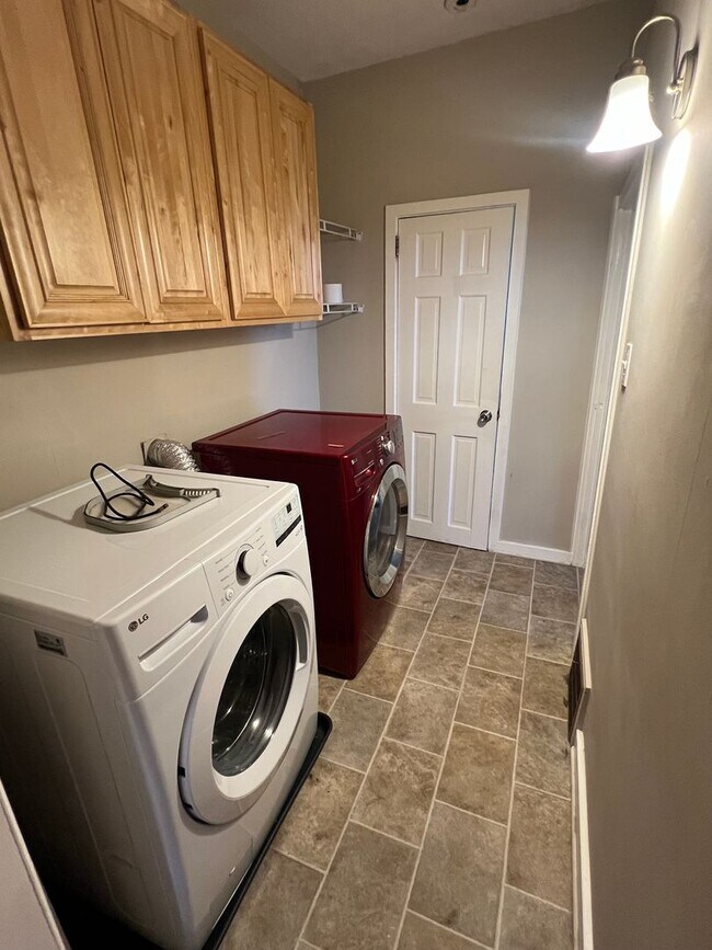 Foto del edificio - 3 Bedroom home in Mechanicsburg!