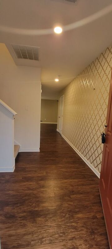 Building Photo - 2126 New Market Village Blvd