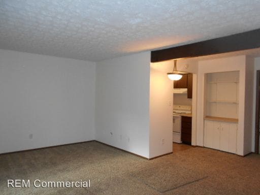 Building Photo - 269 2nd St NE