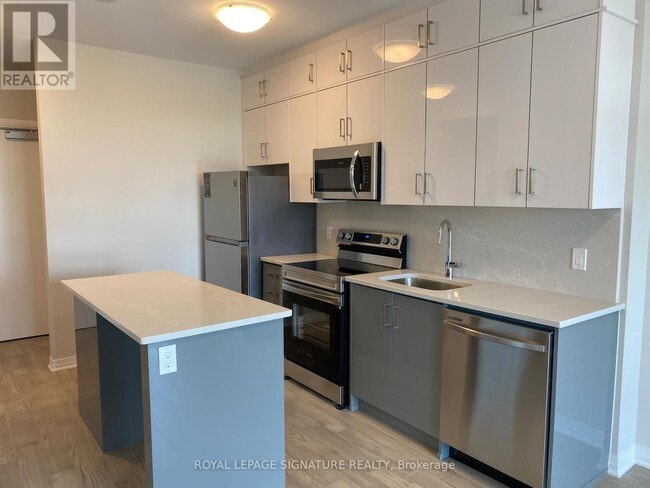 Photo du bâtiment - 95 Dundas St W