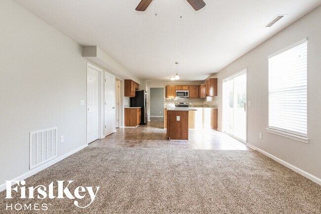 Foto del edificio - 3899 Woods Bay Ln