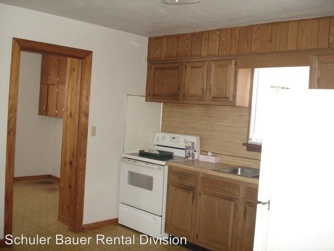 Building Photo - 2 br, 1 bath House - 4027 St. Joseph Rd.
