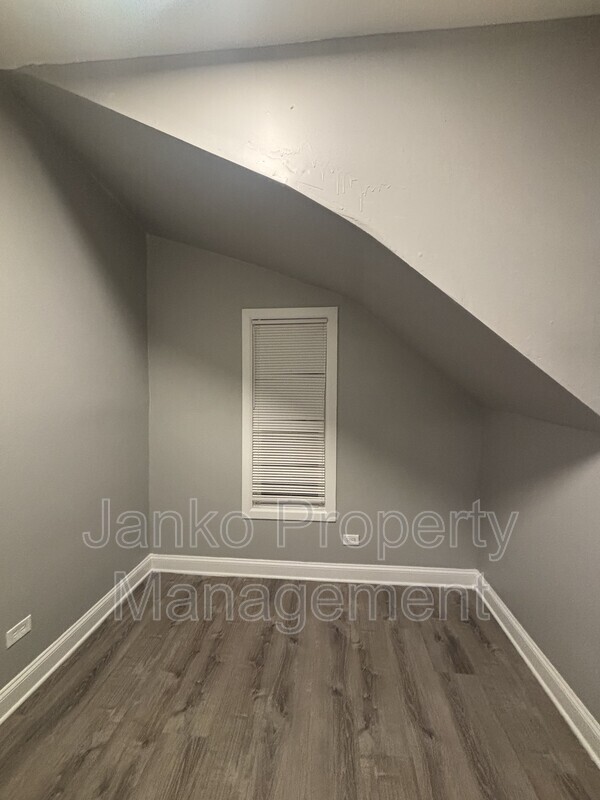 Foto del edificio - 6606 S Evans Ave