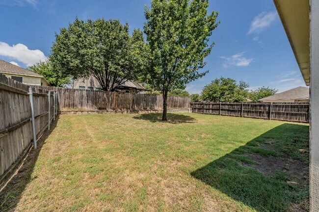 Building Photo - 14125 Sierra Vista Way