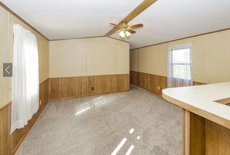 Building Photo - 3925 NW 86th St