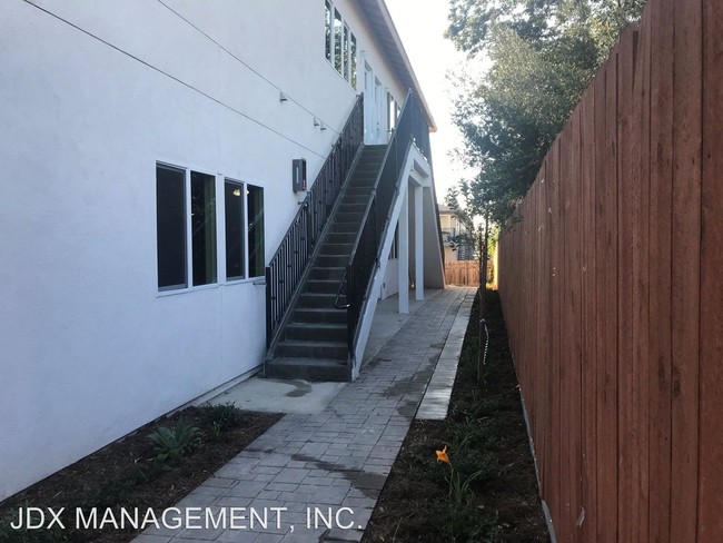 Building Photo - 3650 S Barcelona St