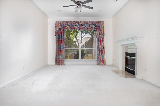 Building Photo - 7764 Yaupon Dr