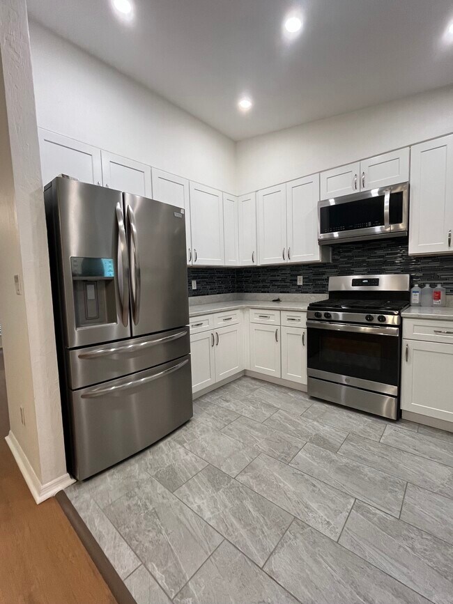 Foto del edificio - 6502 NW 27th St