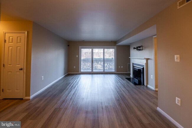 Foto del edificio - 9924 Grapewood Ct