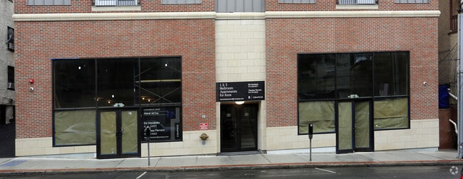 commercial portion - 66 Main St