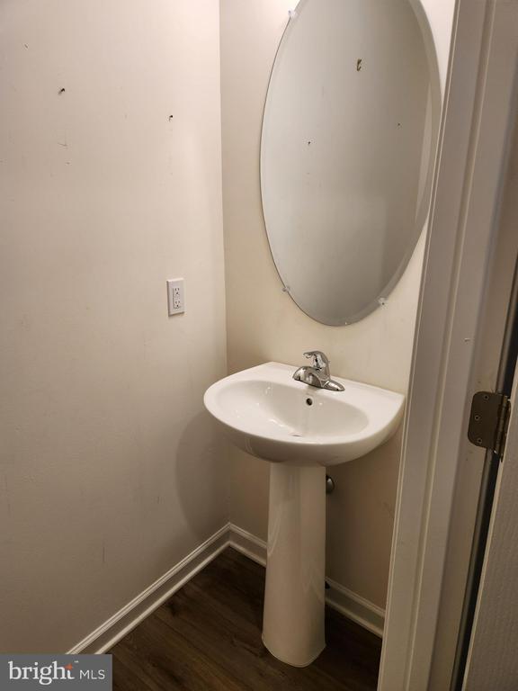 Building Photo - 24 Orch Grn Dr