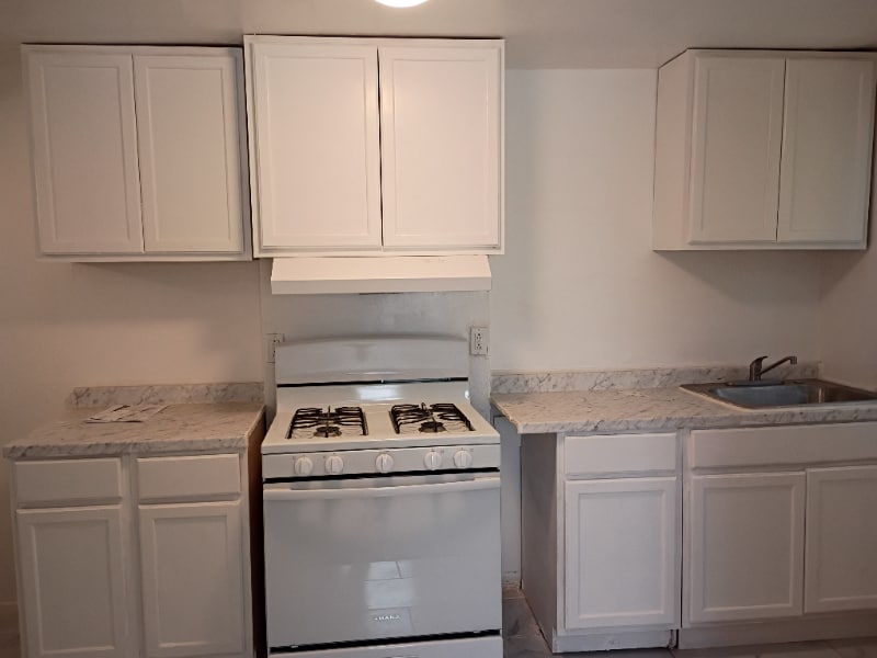 Building Photo - 4531 Coleridge St