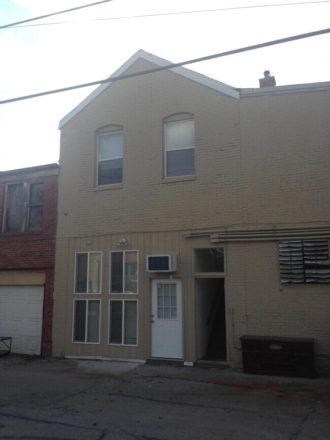 316 Main St Unit C, Boonville, MO 65233 Apartment for Rent in