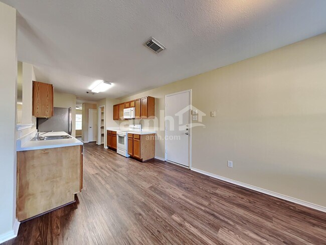 Foto del edificio - 1514 Lonesome Dove Trail