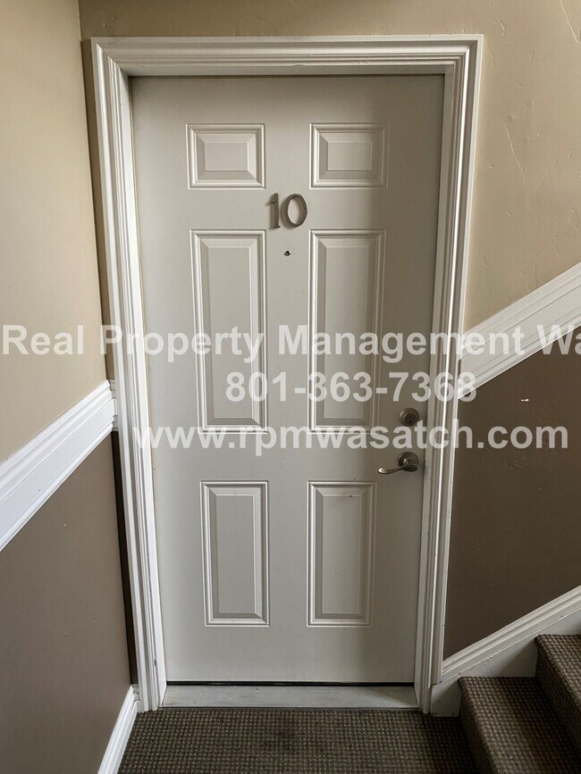 Building Photo - Ensign Apartments