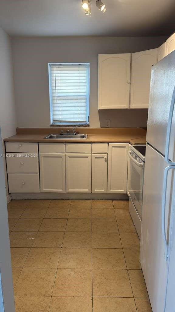 Foto del edificio - 4160 NW 21st St