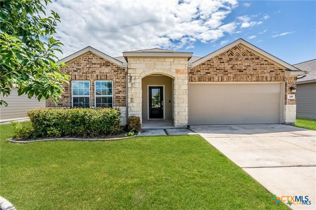 Foto principal - 349 N Kowald Ln