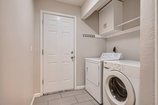 Building Photo - 8517 Piute Row, Parker, CO, 80134