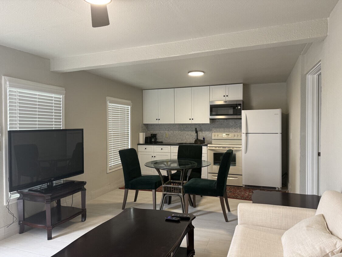 Foto del edificio - 3100 Thomas Ave