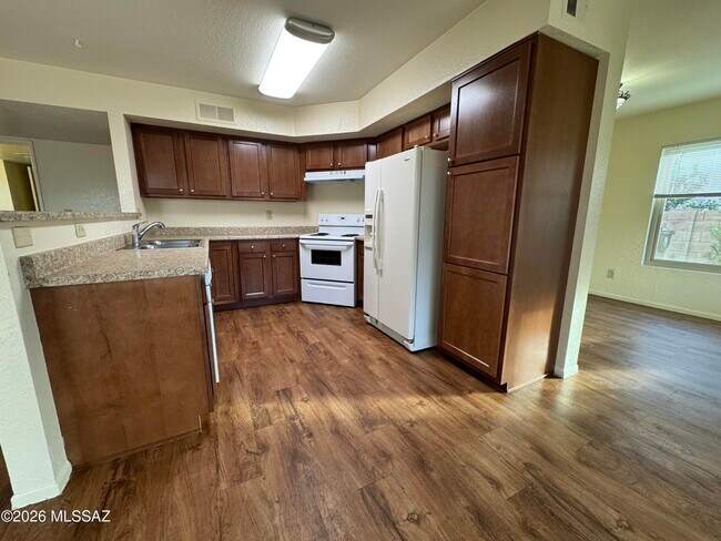 Foto del edificio - 5200 W Wood Owl Dr