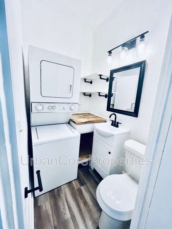 Foto del edificio - 235 7th Ave N