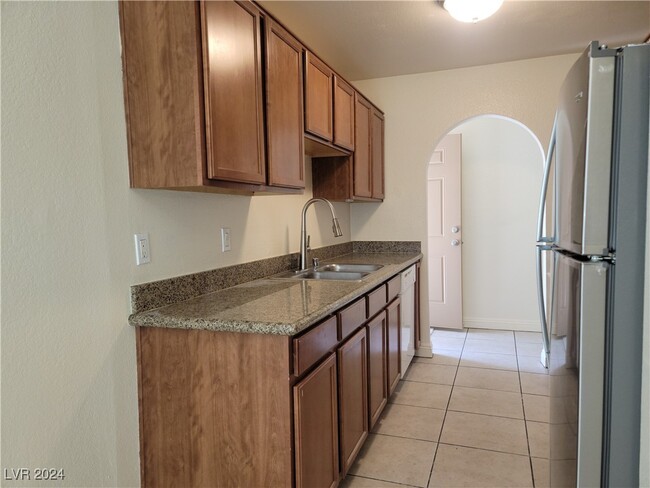 Foto del edificio - 1848 N Decatur Blvd