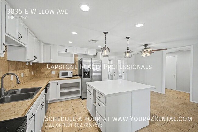 Building Photo - 3835 E Willow Ave