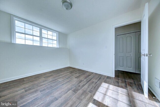 Foto del edificio - 88 Brookside Ave